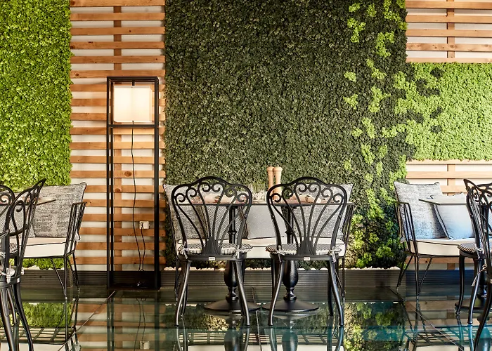 فندق Antigon Urban Chic Hotel, سالونيك