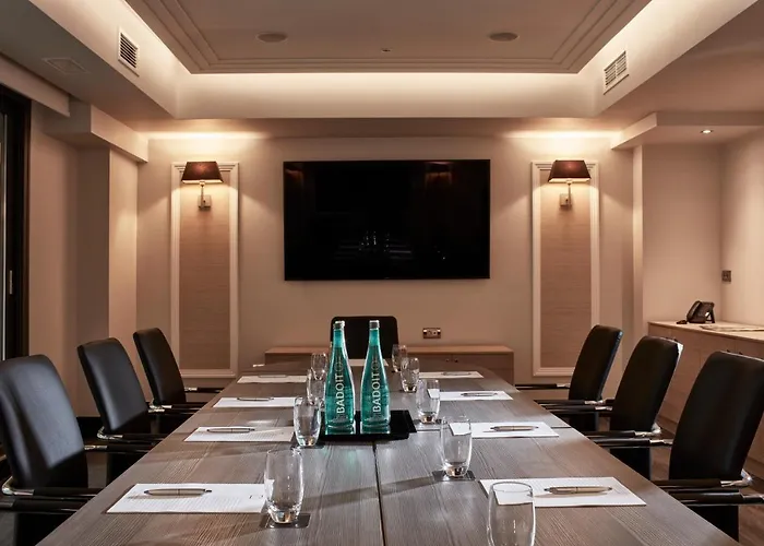 Antigon Urban Chic Hotel,