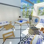 Antigon Urban Chic Hotel, Hotel