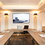 Antigon Urban Chic Hotel, 5*