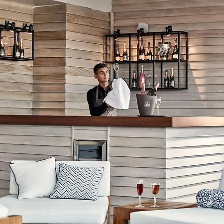 Antigon Urban Chic Hotel, Hotel
