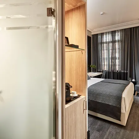 Hotel Antigon Urban Chic Hotel,