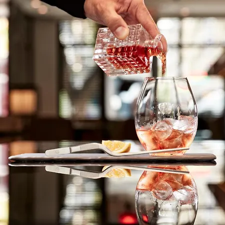 فندق Antigon Urban Chic Hotel, 5*