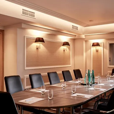 Antigon Urban Chic Hotel,