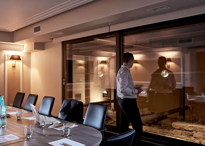 Antigon Urban Chic Hotel, Otel