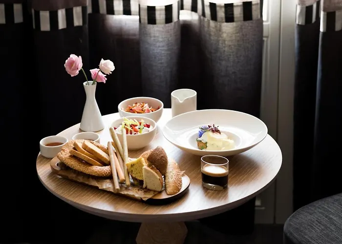 Antigon Urban Chic Hotel, Отель 5*