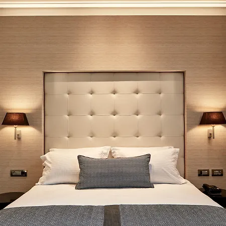 Antigon Urban Chic Hotel, 5*